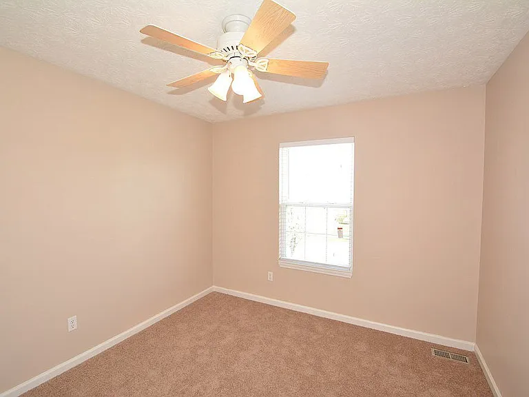 6917 Tree Top Ln — Photo 23