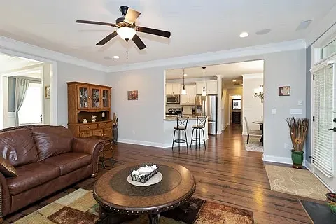 2950 Candlehurst Ln — Photo 6