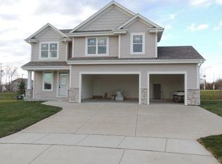 N48W15511 Aster Ct, Menomonee Falls, WI 53051