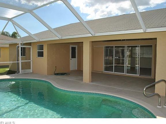 5th image of 4813 SW 24th Ave