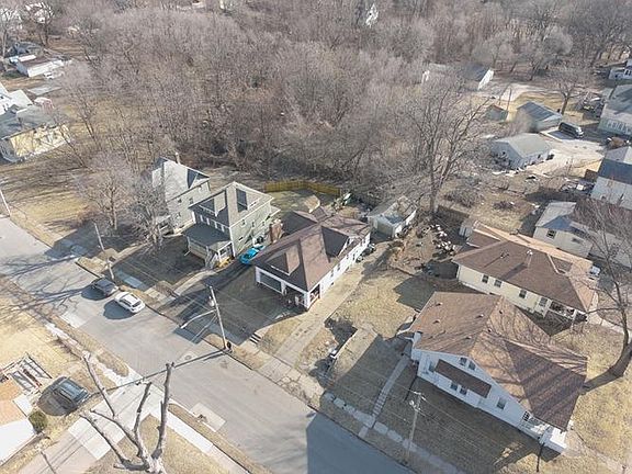 2nd image of 619 W 13th St