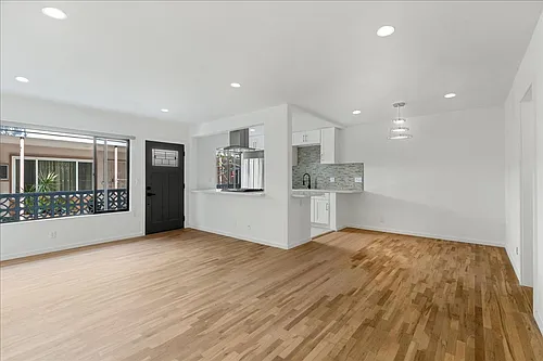 652 N Hayworth Ave #2 Photo 1 652 N Hayworth Ave #2 Photo 1