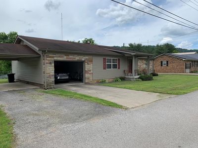 233 N Buckingham Ave, West Van Lear, KY, 41268