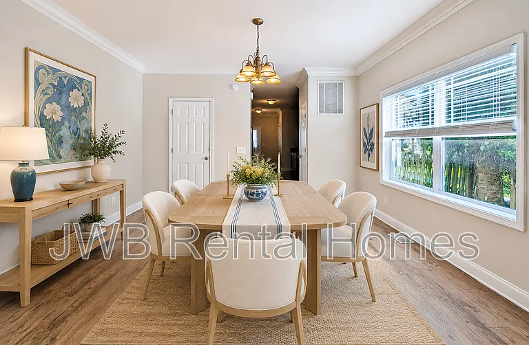 411 3rd Ave S #B — Photo 4
