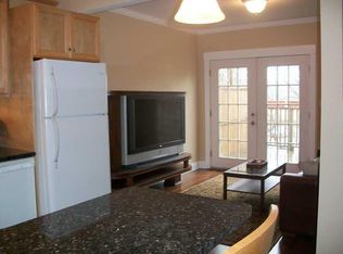 9 Bay View Ave #B, Bristol, RI 02809