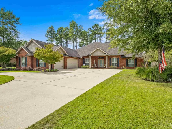 6007 Augustine Dr, Pace, FL 32571