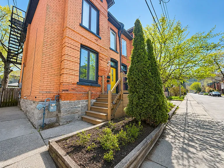 93 Grant Ave #2 — Photo 26