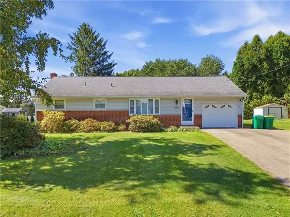 125 Elizabeth Dr, Butler, PA 16001