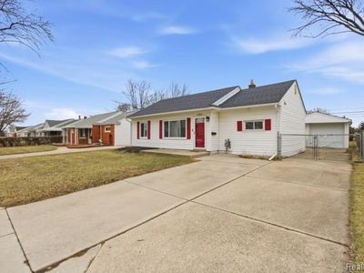 27320 Grandmont St, Roseville, MI, 48066
