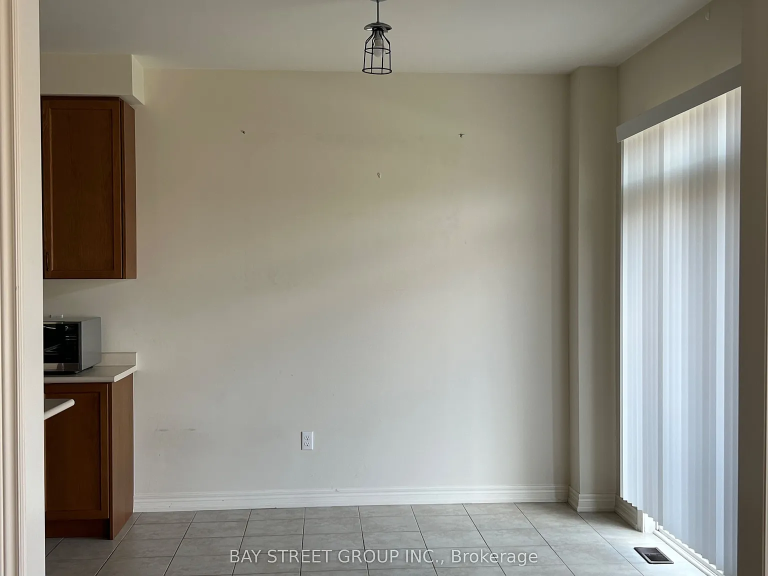 4 bed, $3,699 — Photo 3