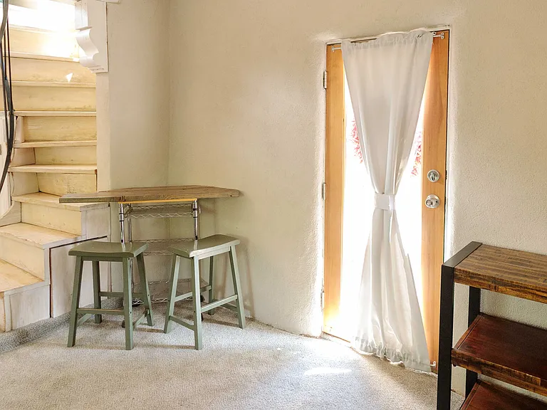 149 Candelario St #B — Photo 2