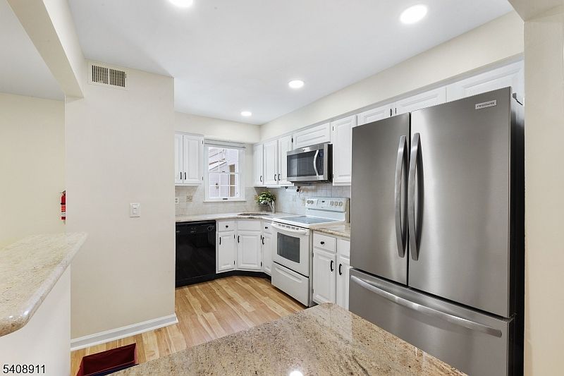 1st image of 109 Alexandria Way