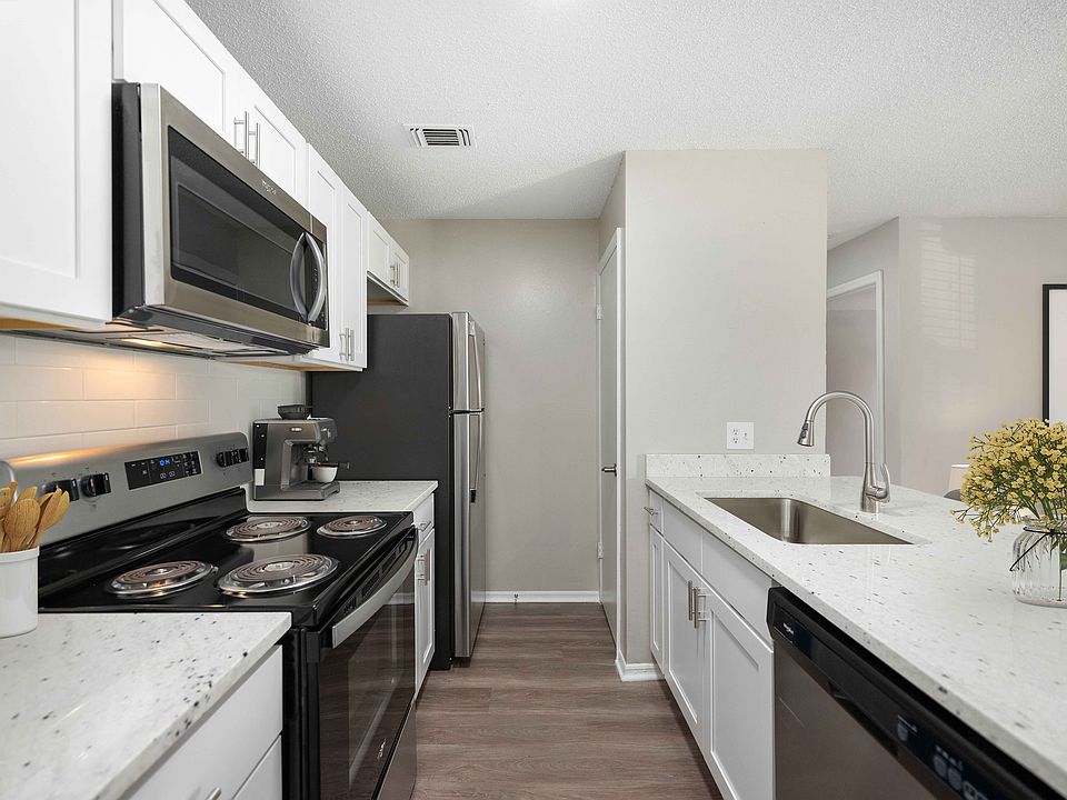 Upgraded Apartment