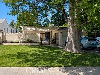 1st image of 17435 Los Alimos St