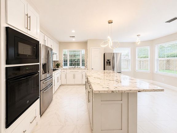 5th image of 4710 Natural Bridge Dr