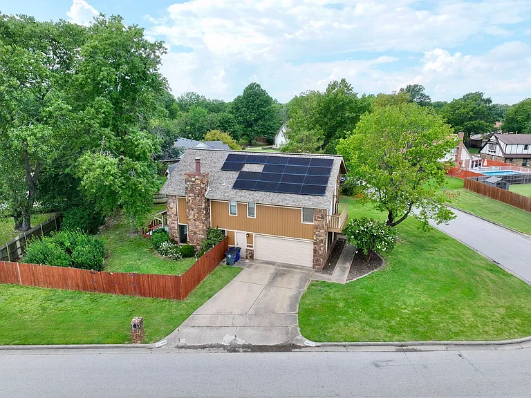 6618 S 112th East Ave — Photo 38