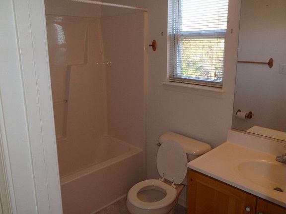 2nd image of 2526 Lanier St