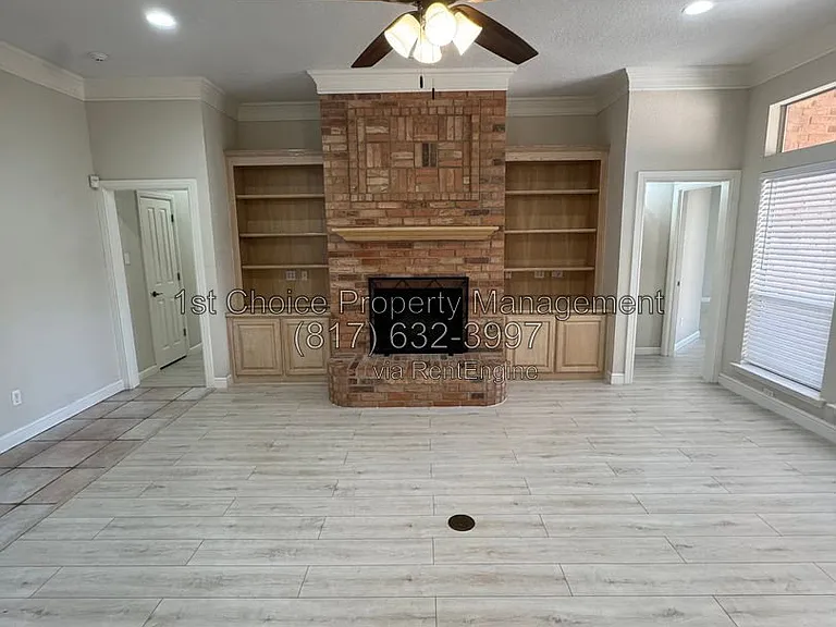 6376 Newport Ct — Photo 7