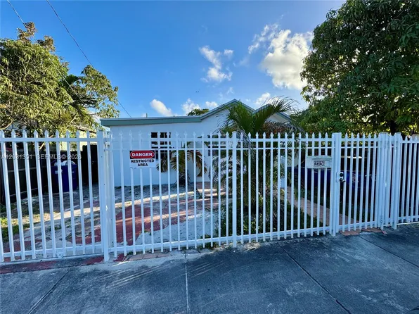 2326 NW 59th St, Miami, FL 33142