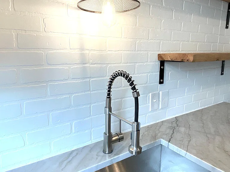 16201 Madison Ave #4 — Photo 2