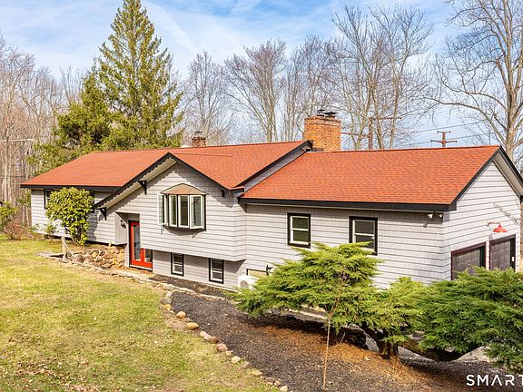 2nd image of 481 Gaylord Mountain Road