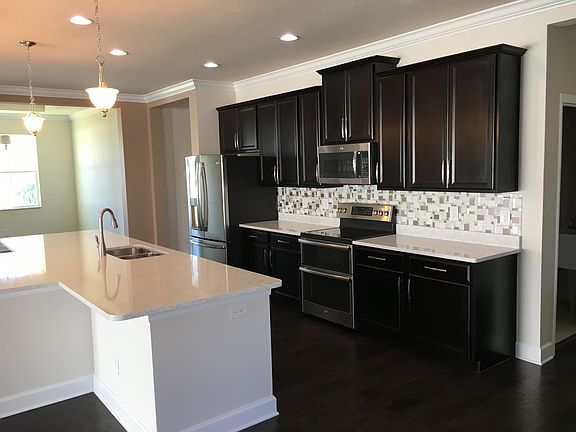4th image of 13737 Artesa Bell Dr