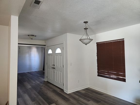 Main Entry Photo #2 showing kitchen nook