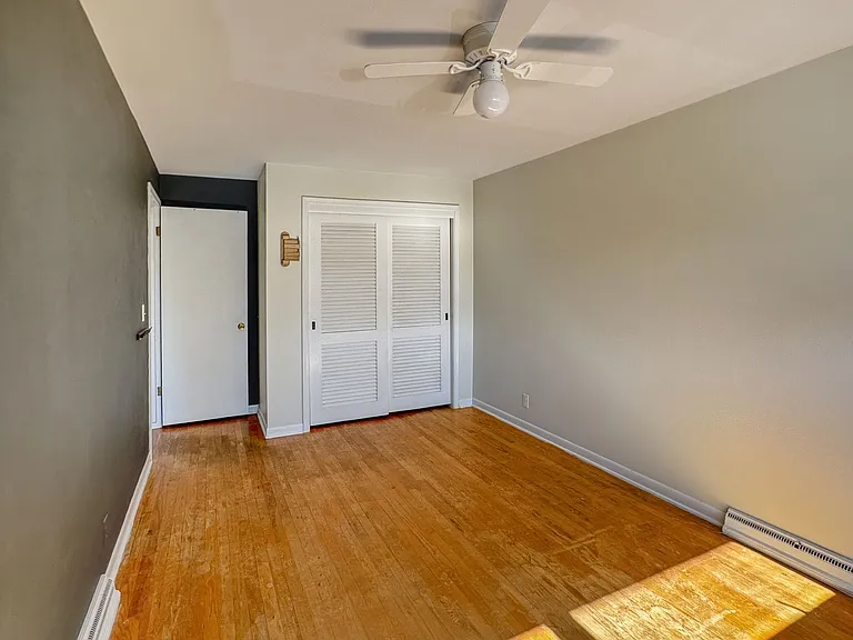 1353 Pinecrest Ave SE — Photo 10