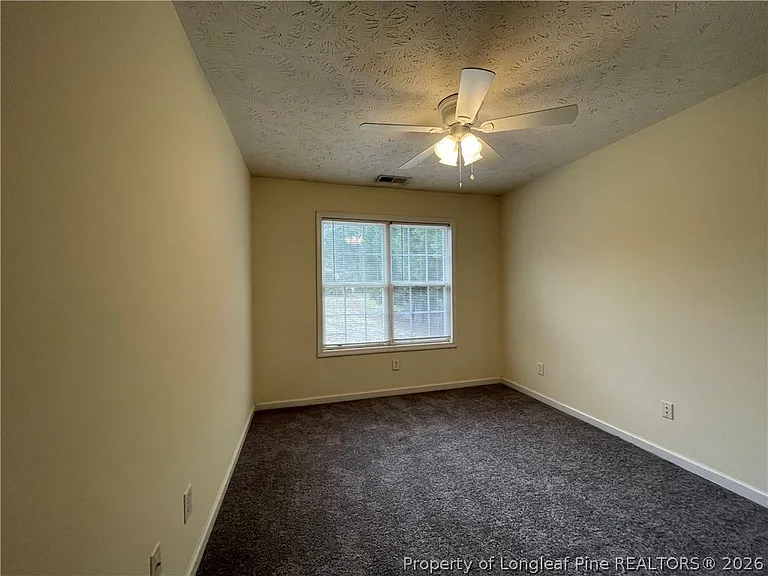 522 Longview Dr #B — Photo 9