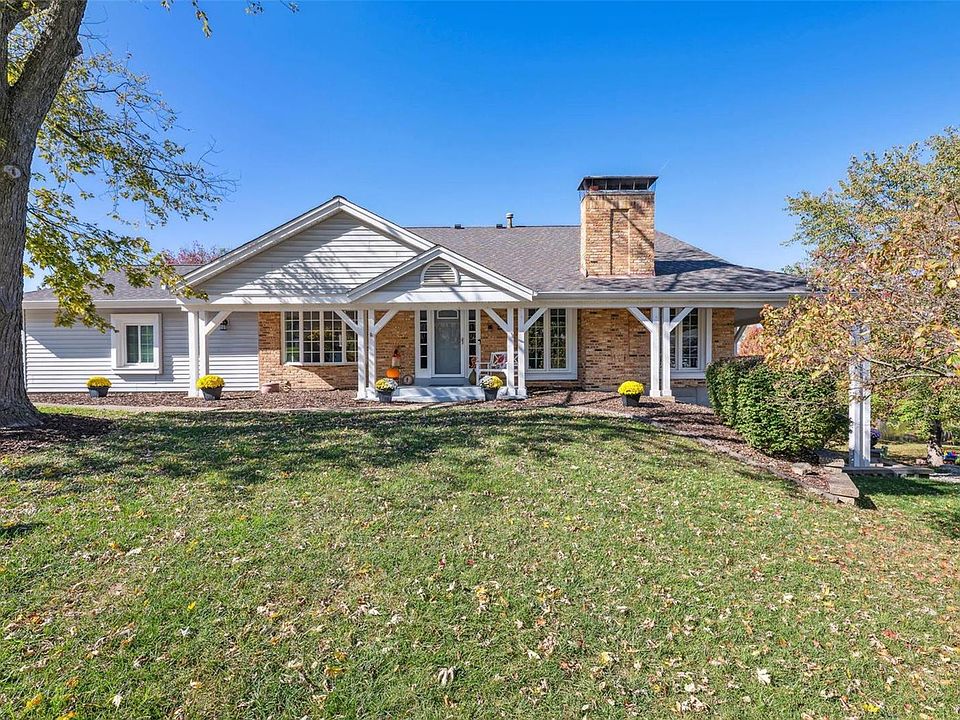 1st image of 14963 Green Circle Dr