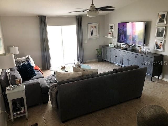2nd image of 5525 Sycamore Canyon Dr