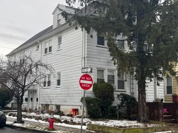 350 Williamson St, Elizabeth City, NJ 07202