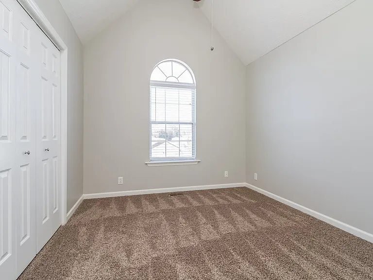 3261 Clapham Rd — Photo 16