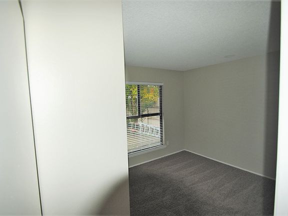 5th image of 9656 Allegheny Dr