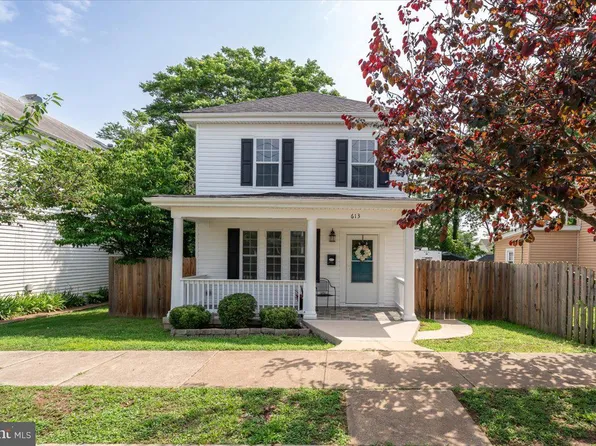 613 Spottswood St, Fredericksburg, VA 22401