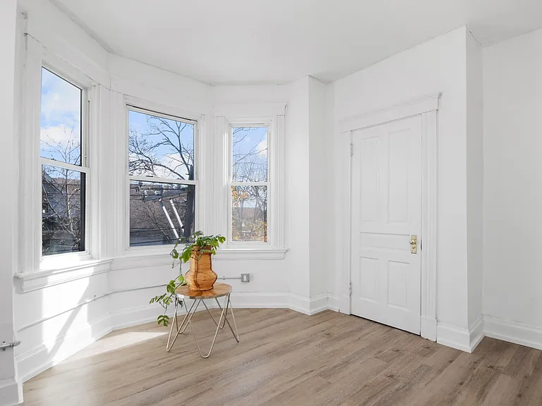 4431 Allison St #8 — Photo 6