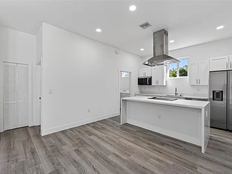 511 Sweetwater Dr — Photo 10