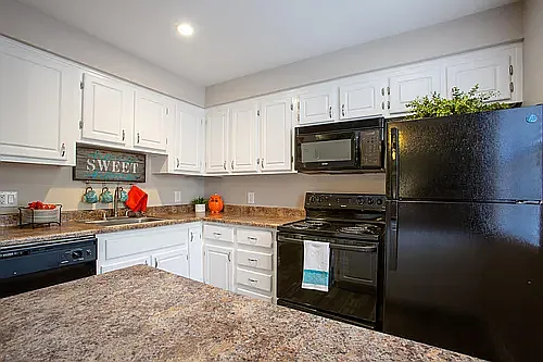 Chandler Meadows Furnished Apartments — Photo 58
