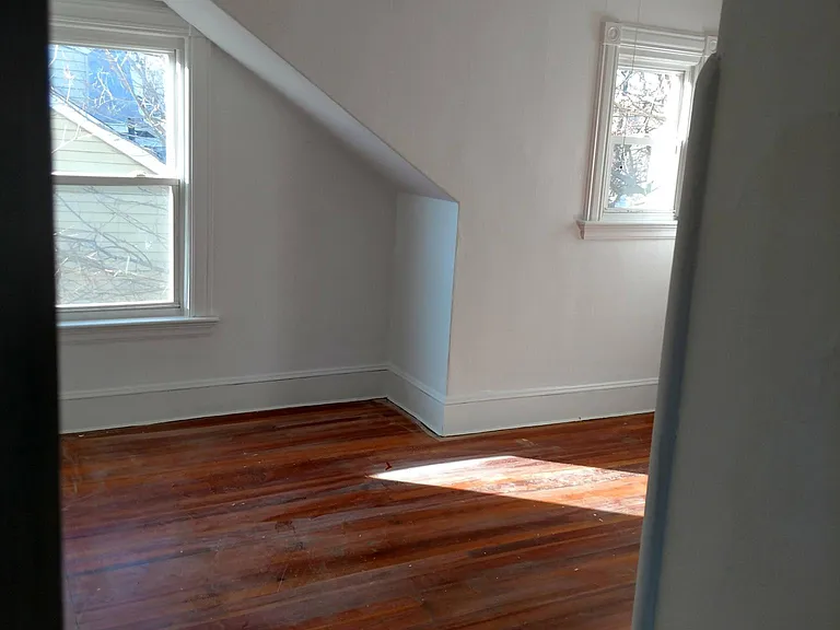 86 Warrenton Ave — Photo 23