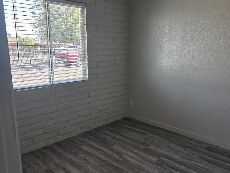1001 N 32nd Ave #2 — Photo 8