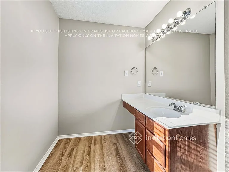 4512 Ashbury Ln — Photo 11