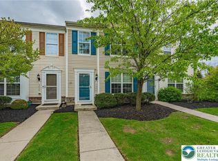 1396 Artisan Ct, Breinigsville, PA 18031