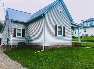 407 W Locust St, Boonville, IN