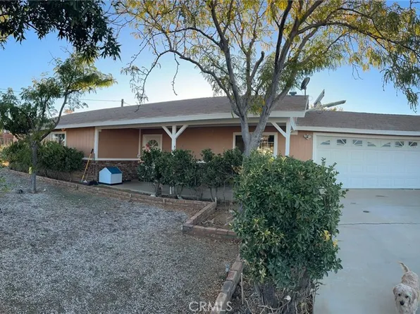 8776 Sierra Vista Rd, Phelan, CA 92371