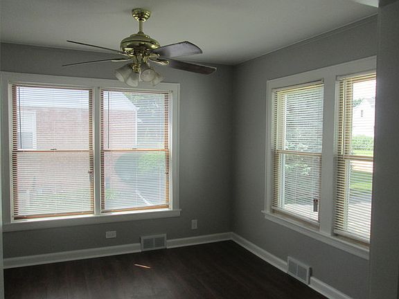 4th image of 109 Country Club Dr