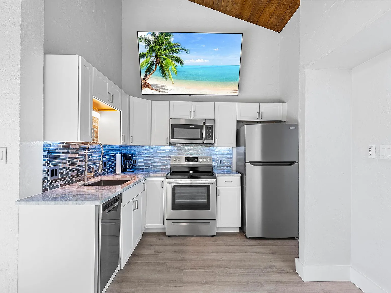 1 bed, 411 sqft, $1,295 — Photo 3
