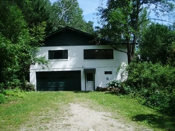 960 Grandview Lodge Rd, Plymouth, VT 05056