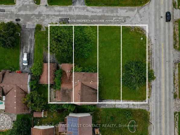 43 Fittons Rd W, Orillia, ON L3V 3T7