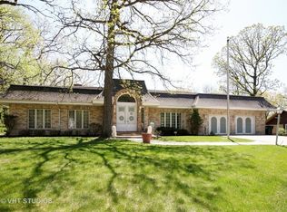 33 Strauss Ln, Olympia Fields, IL 60461