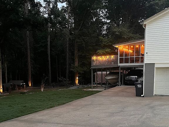 4th image of 779 Forrest Rd